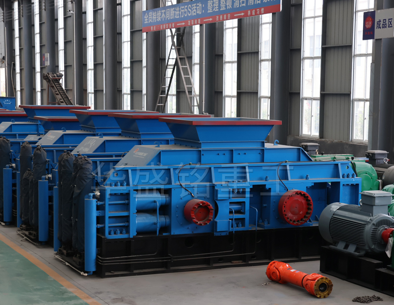 全自動液壓對輥制砂機 全自動液壓對輥制砂機