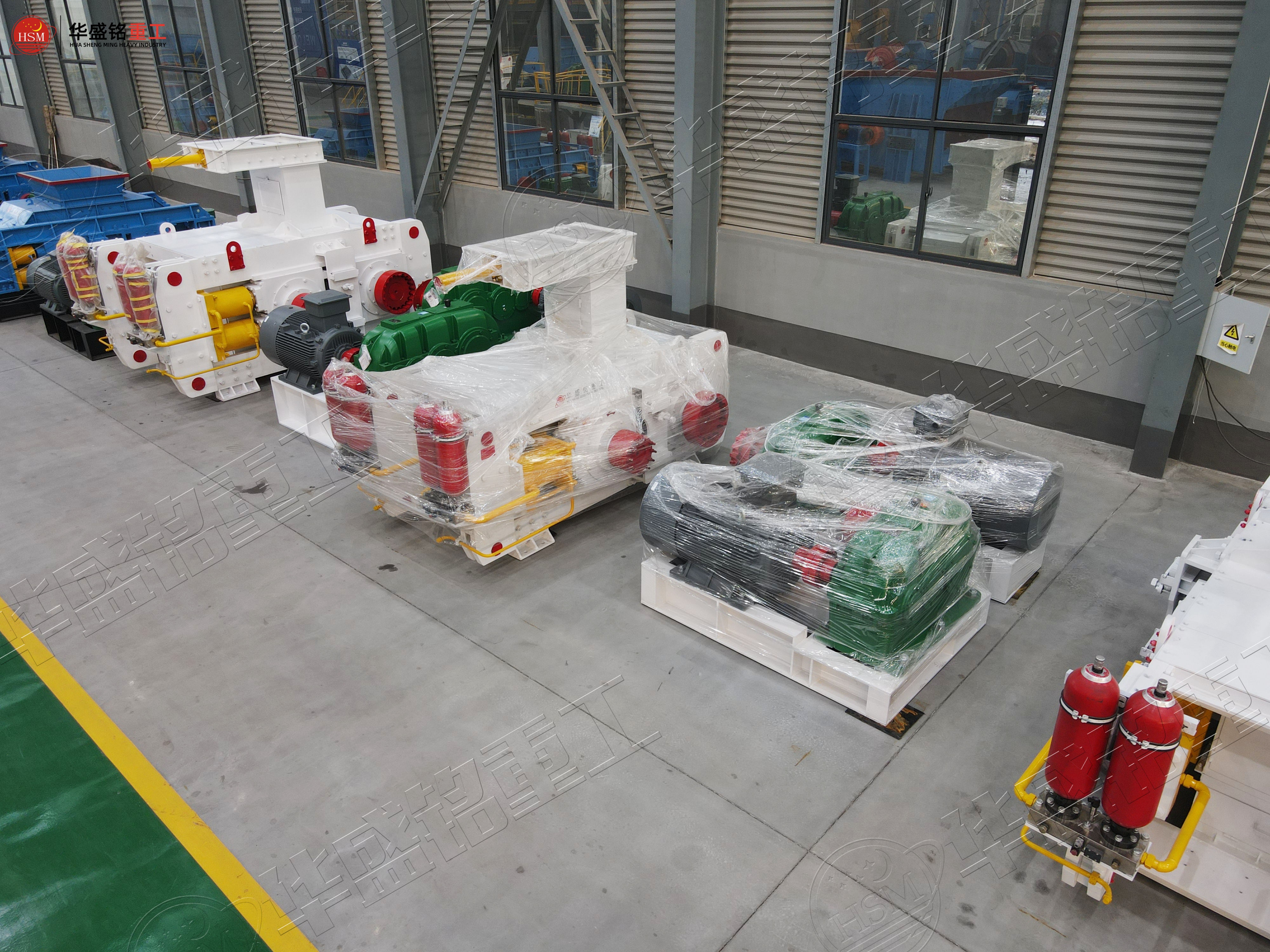 稀土礦、磷礦、銅礦全拿下！華盛銘高壓輥磨機(jī)破解“硬、粘、雜”難題