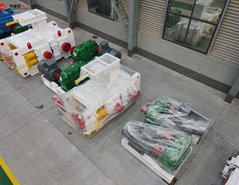 牛金礦高壓輥磨機(jī)